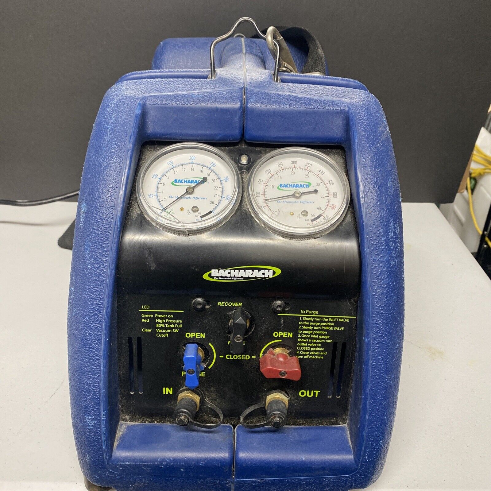 Stinger Bacharach 2000 Refrigerant Recovery System W/ Manual Missing Bottom Legs